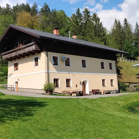 Bed & Breakfast Koestlhof, Familie Hassler *